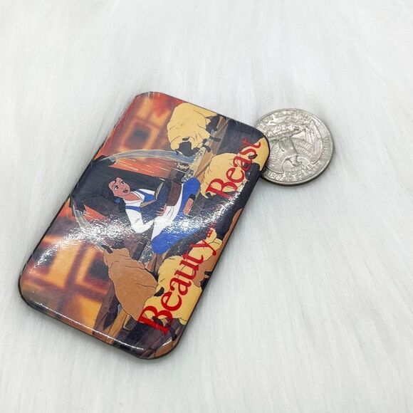 🔮 5/$25 Vintage Disney Beauty And‎ The Beast Belle Pin - Picture 2 of 2